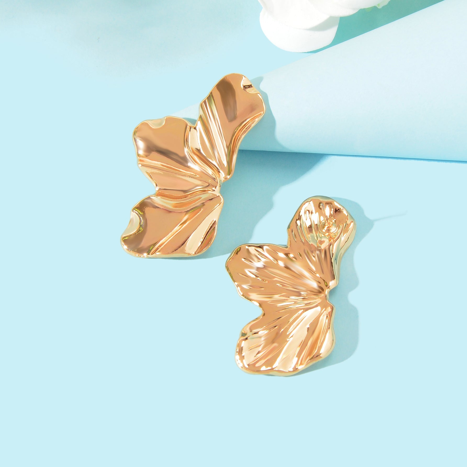 Stylish Golden Metal Geometric Irregular Leaf Stud Party Earrings for Women