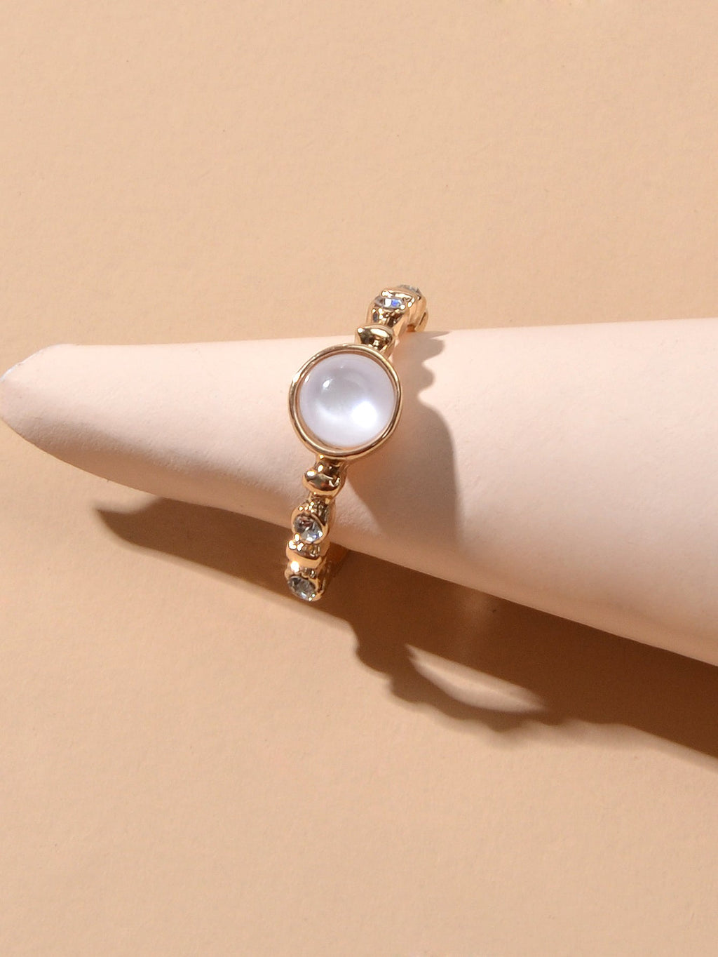 Classic Gold Ring for Women – Minimal & Stylish